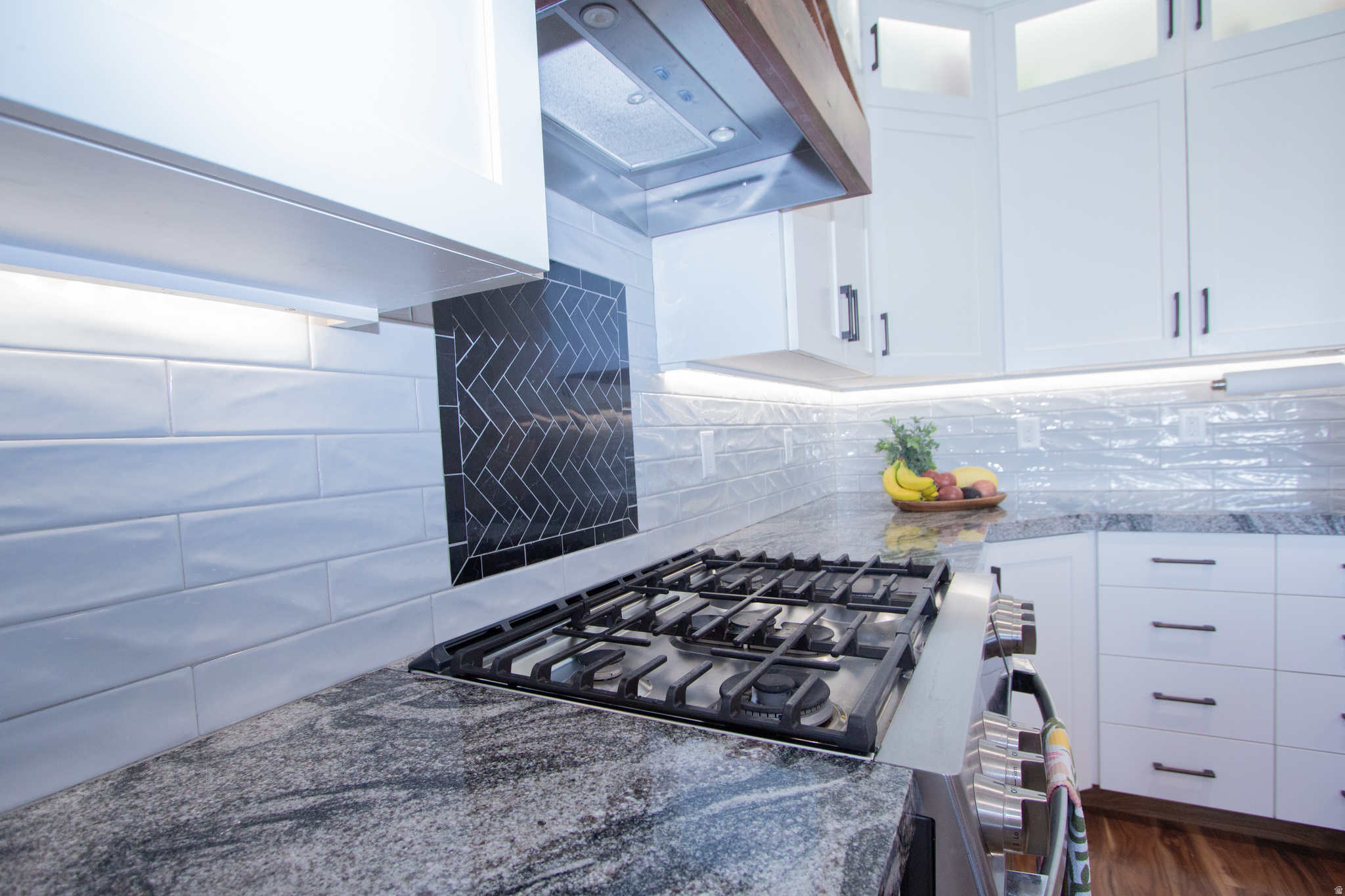 HAWK CREST - Residential