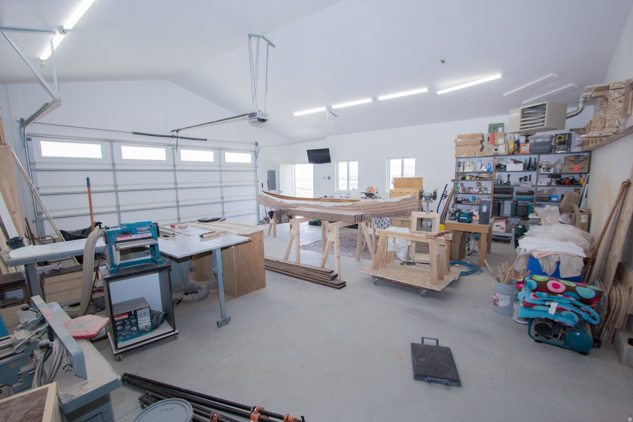 HAWK CREST - Residential