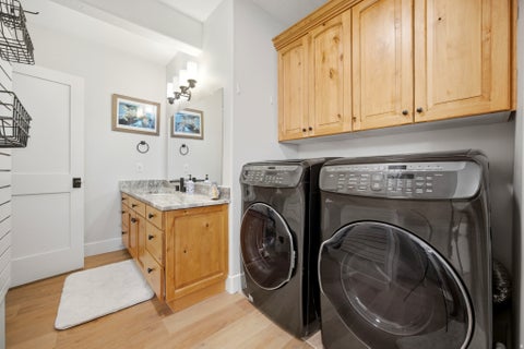 Tiny photo for 667 WILDFLOWER CIR, North Salt Lake, UT 84054 (MLS # 2184284)