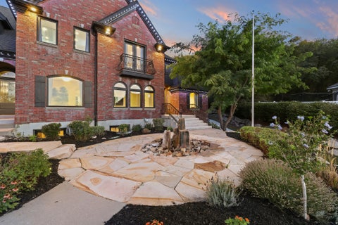 Tiny photo for 667 WILDFLOWER CIR, North Salt Lake, UT 84054 (MLS # 2184284)