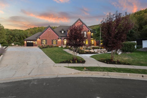 Tiny photo for 667 WILDFLOWER CIR, North Salt Lake, UT 84054 (MLS # 2184284)