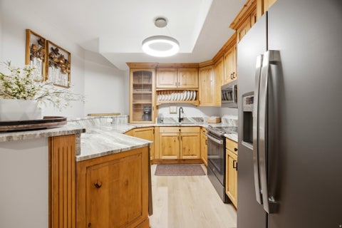 Tiny photo for 667 WILDFLOWER CIR, North Salt Lake, UT 84054 (MLS # 2184284)
