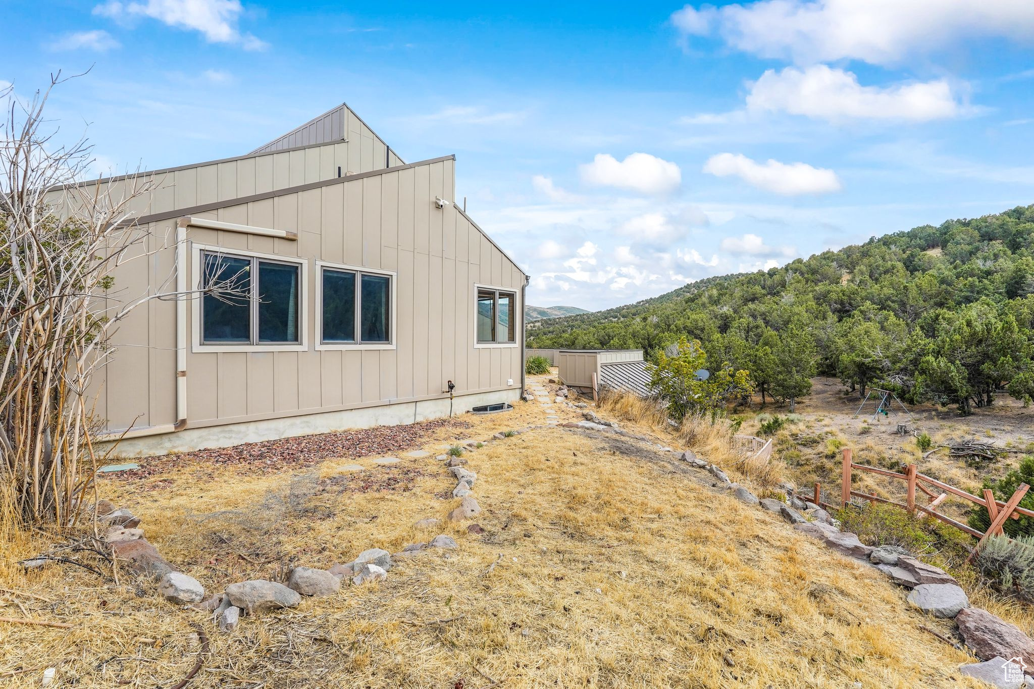 HI-COUNTRY ESTATE II - Residential