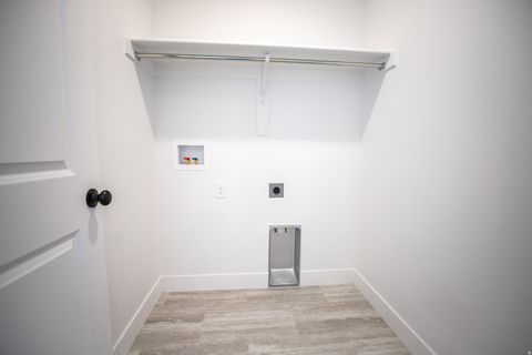 Tiny photo for 467 E 720 N LOT #7, Salem, UT 84653 (MLS # 2127950)