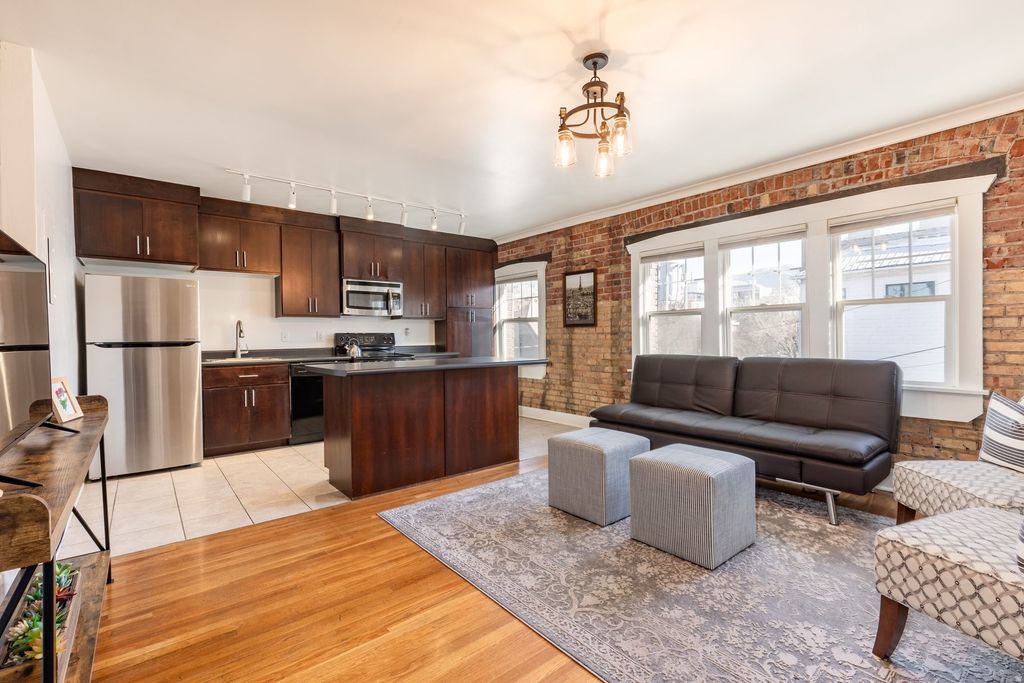 Photo of 555 E 100 S #404, Salt Lake City, UT 84102 (MLS # 2132271)