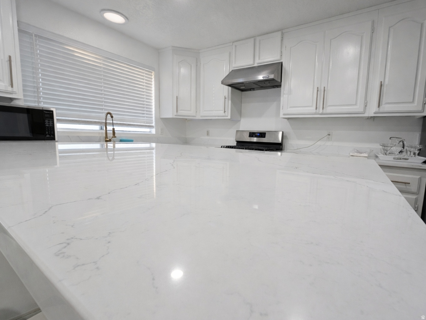 BLOOMINGTON ACRES - Residential