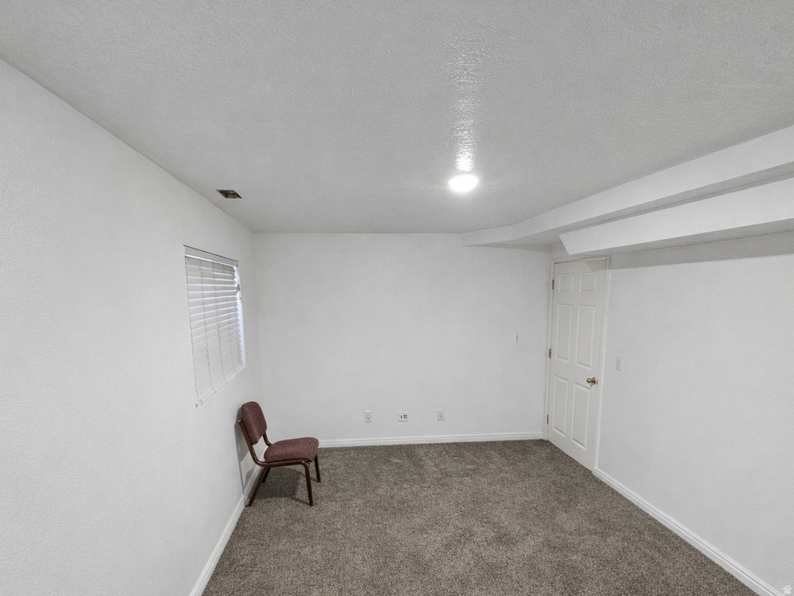 BLOOMINGTON ACRES - Residential