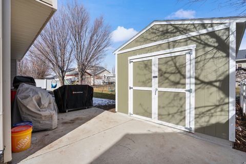 Tiny photo for 195 E 2325 S, Clearfield, UT 84015 (MLS # 2139000)