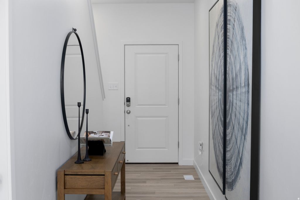 Photo of 1712 W BLUE FLAX DRIVE DR #3123, Saratoga Springs, UT 84045 (MLS # 2134480)