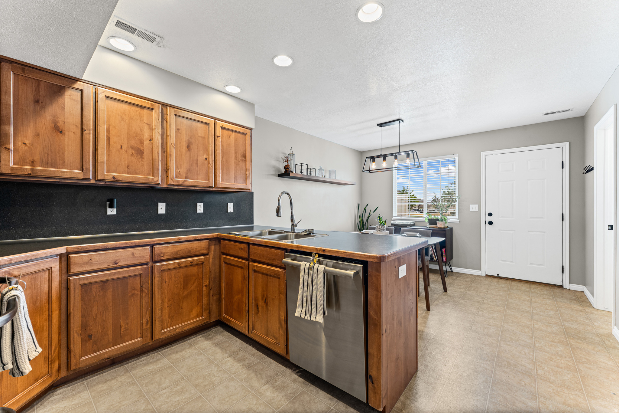 BRIER RIDGE - Residential