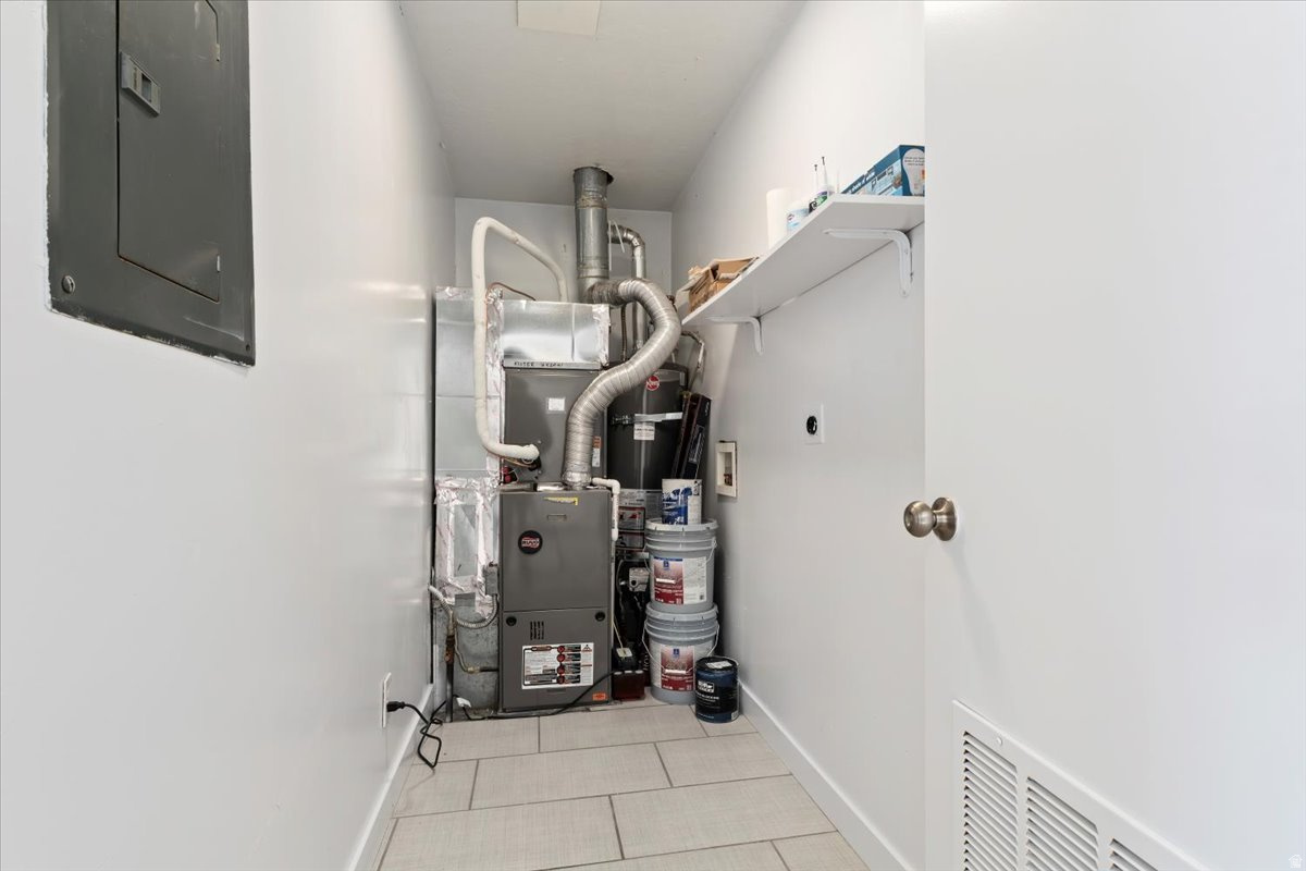 BURLINGTON - Residential