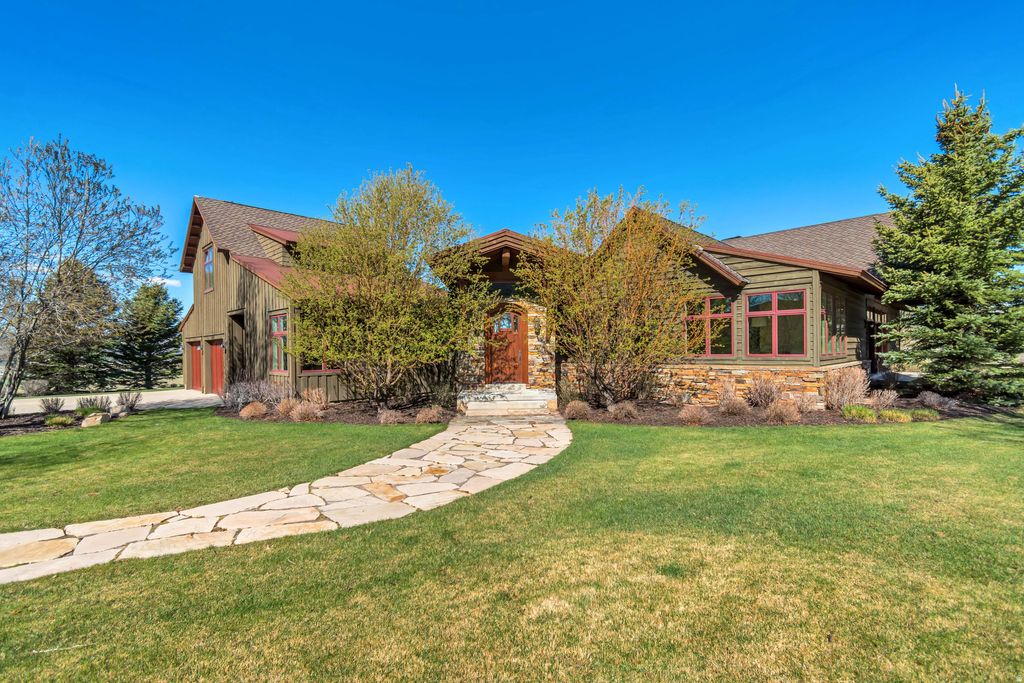 Photo of 2579 SPLENDOR VALLEY RD, Kamas, UT 84036 (MLS # 2150170)