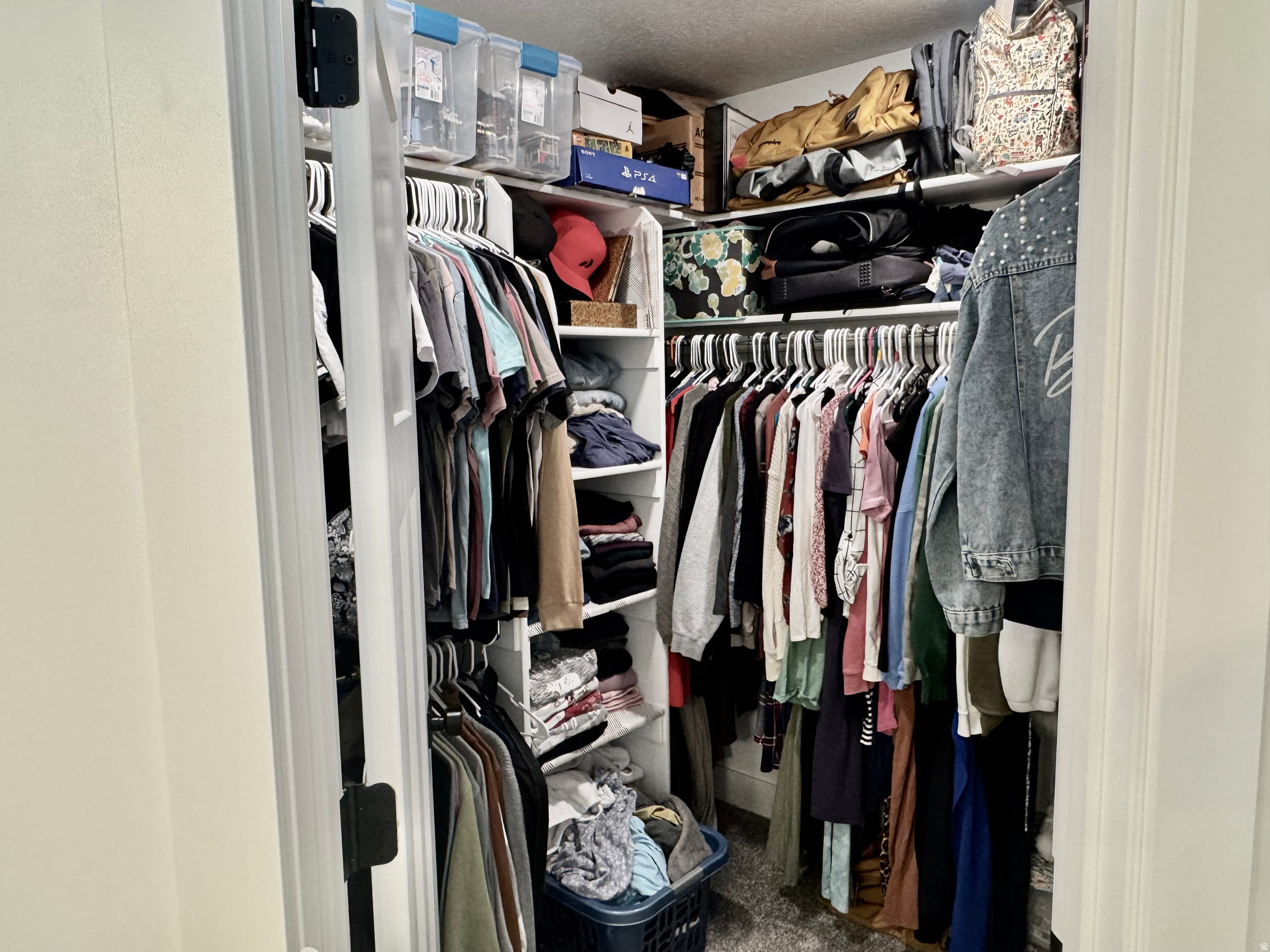 LAKESHORE LANDING - Residential