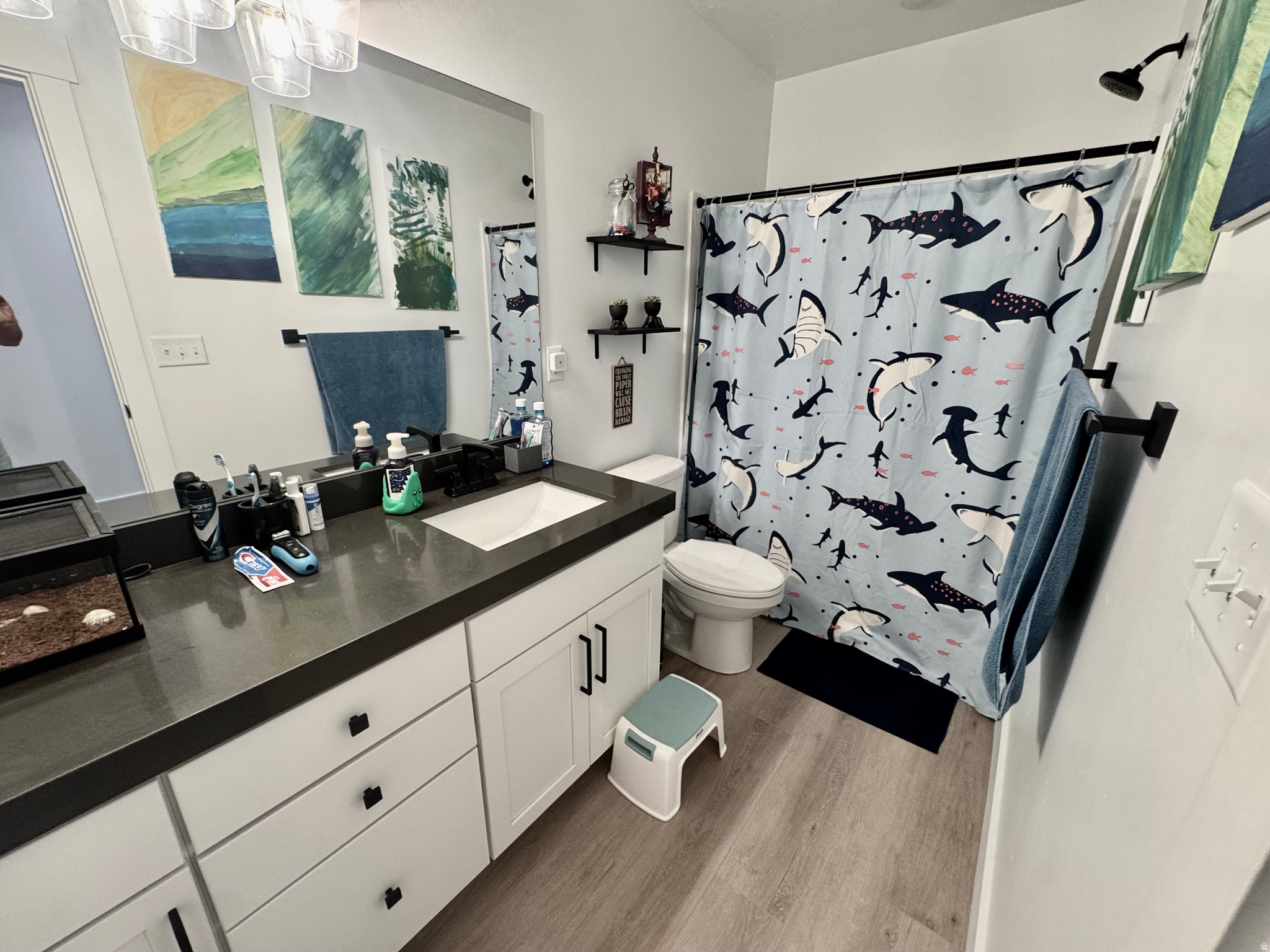 LAKESHORE LANDING - Residential