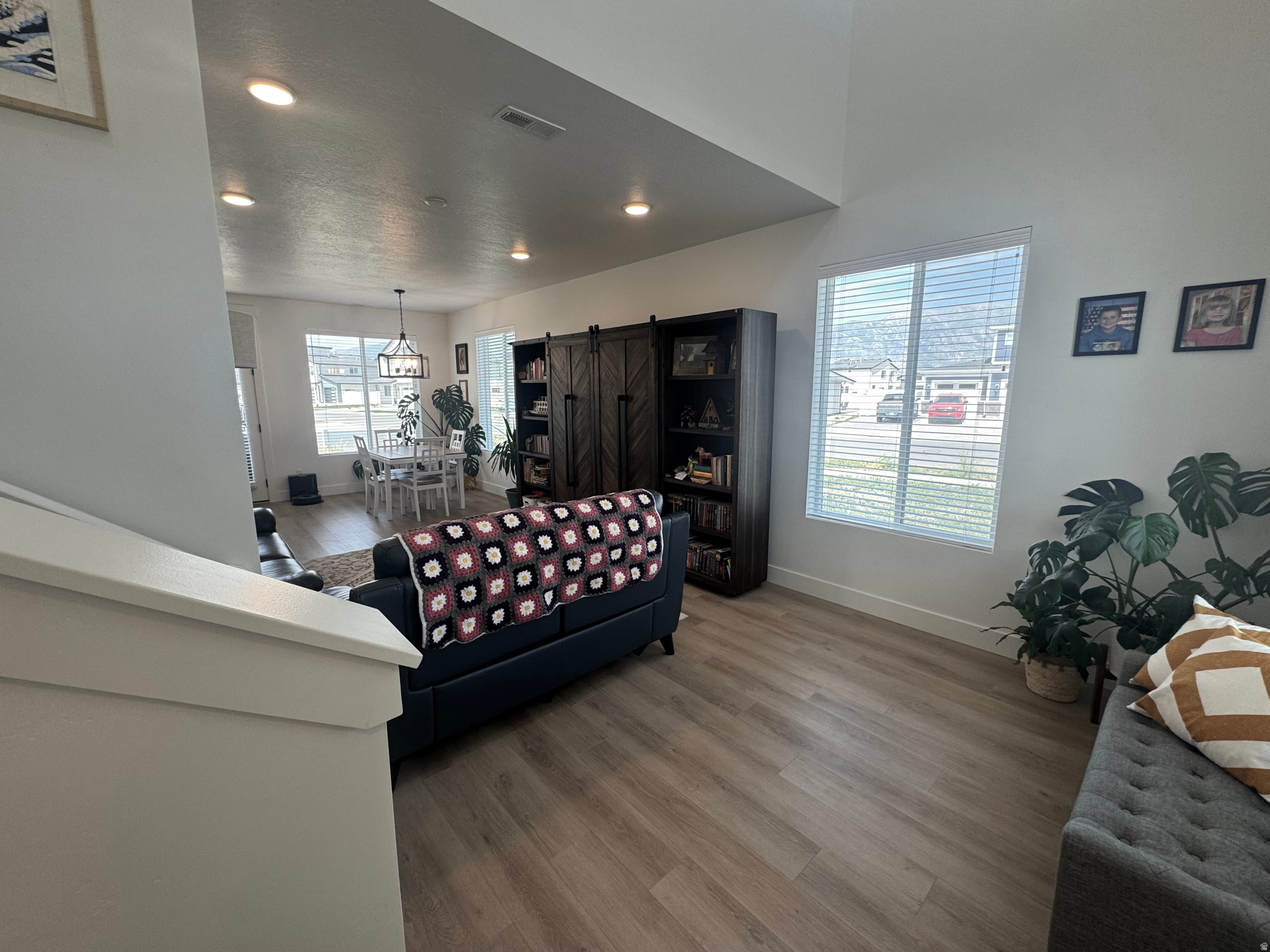 LAKESHORE LANDING - Residential