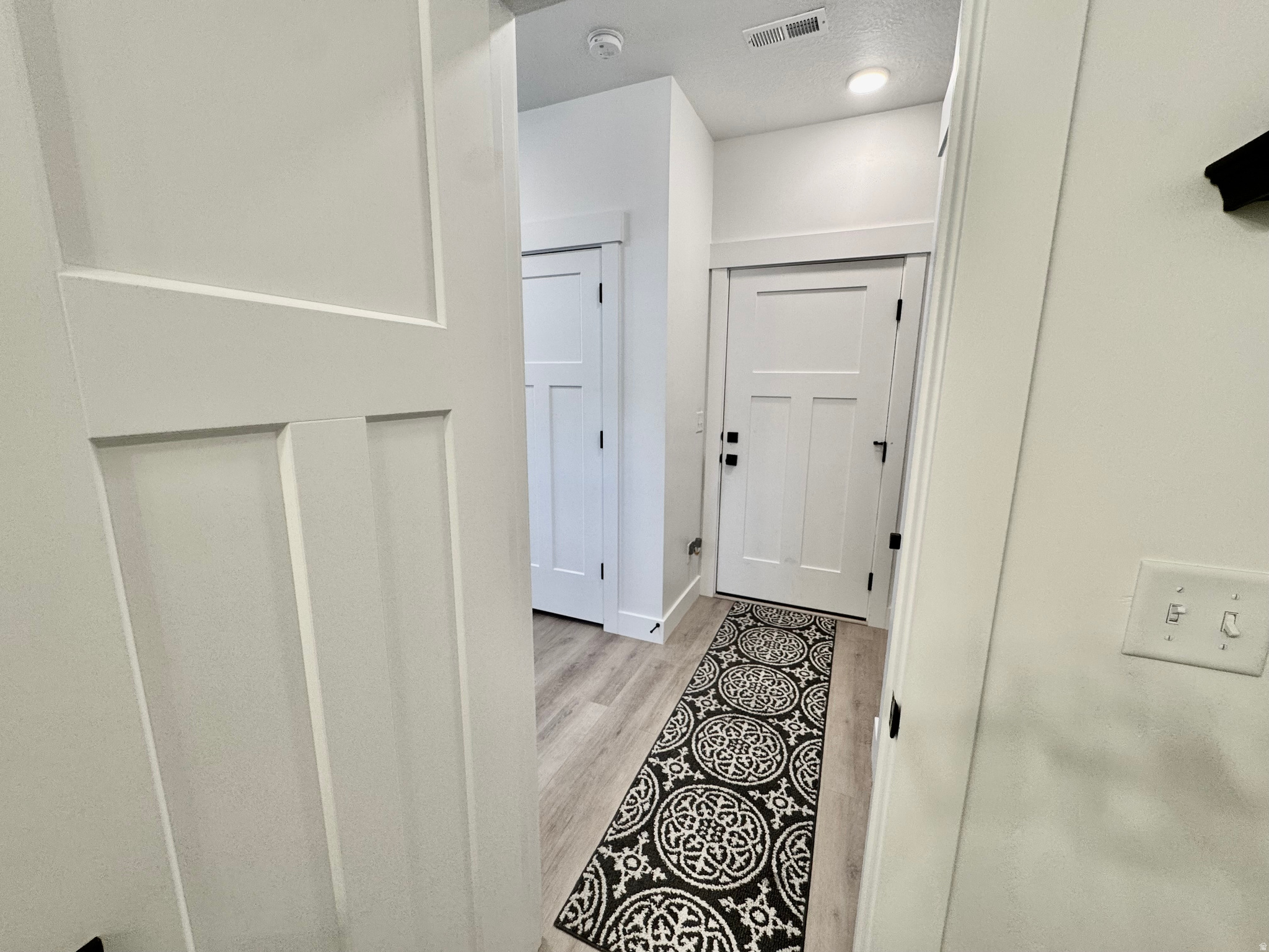 LAKESHORE LANDING - Residential