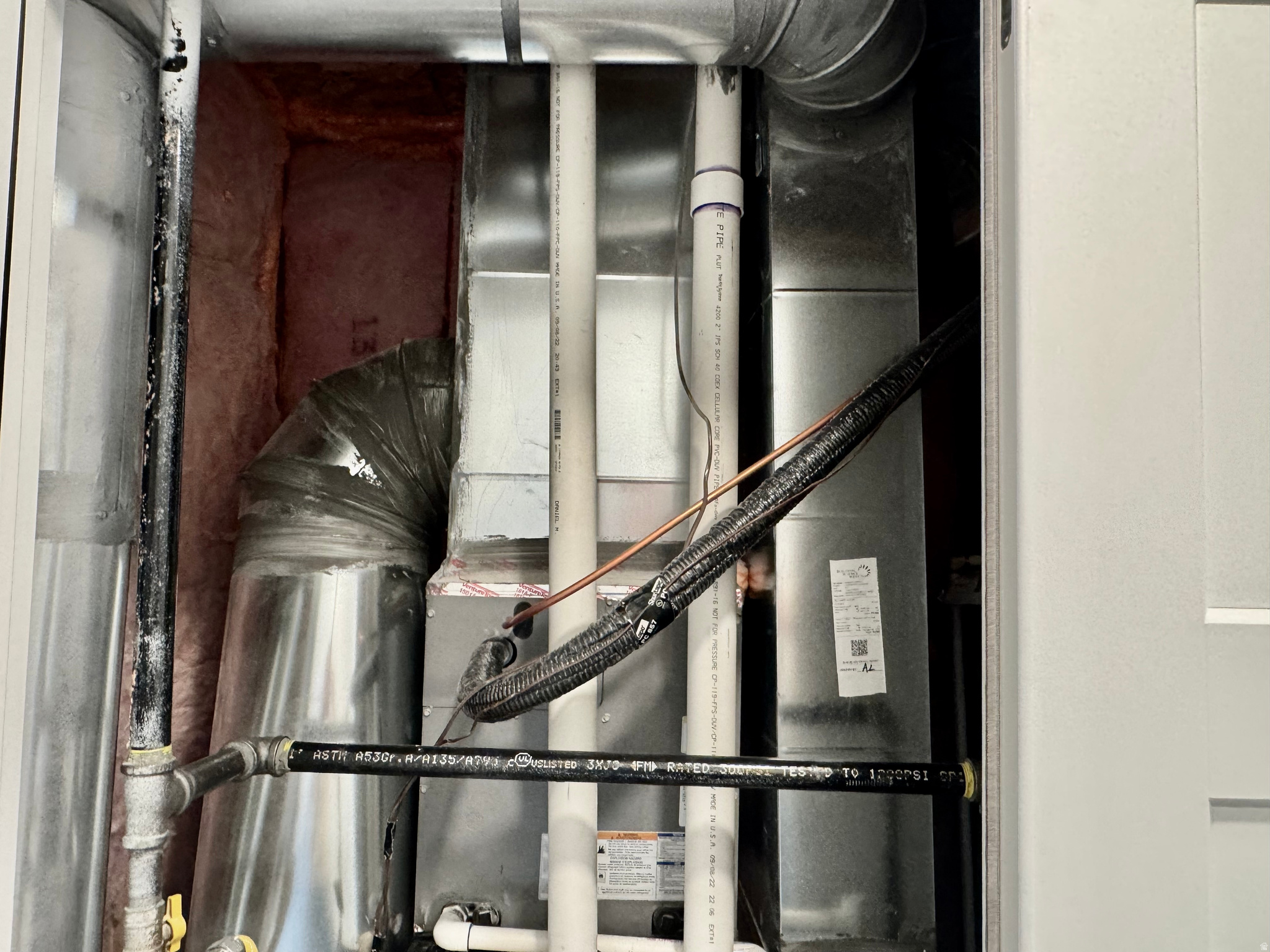 LAKESHORE LANDING - Residential