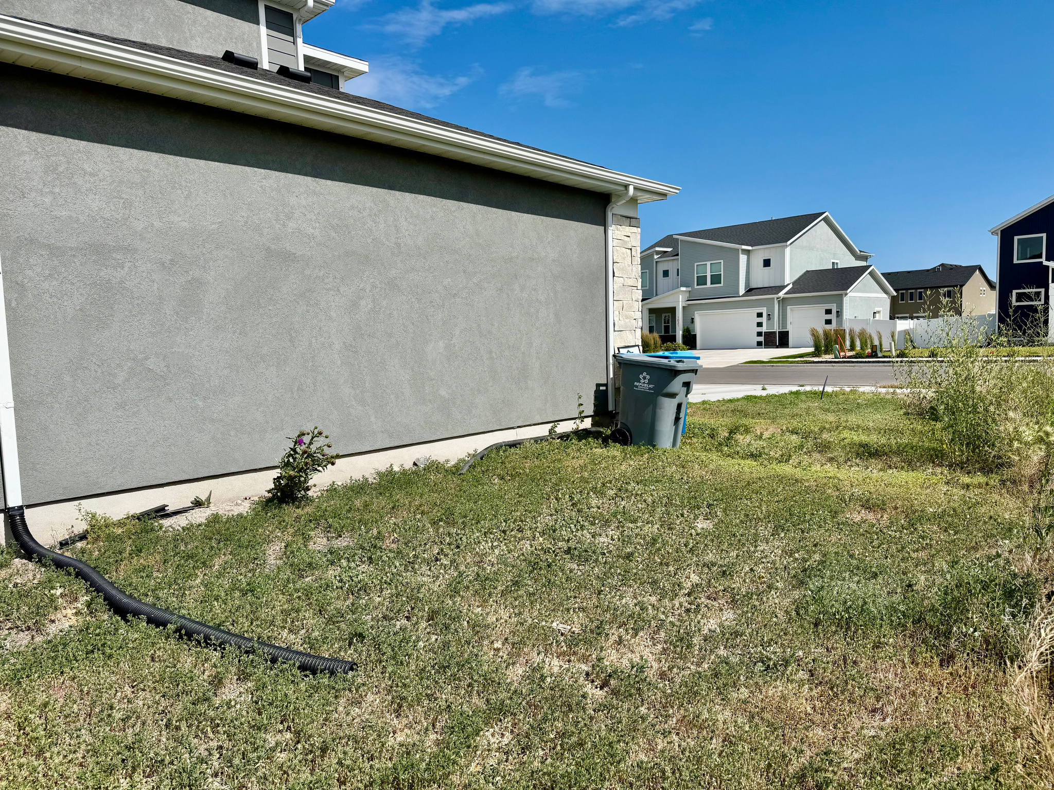 LAKESHORE LANDING - Residential