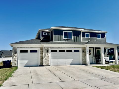 Photo of 1038 W 980 S, American Fork, UT 84003 (MLS # 2128725)