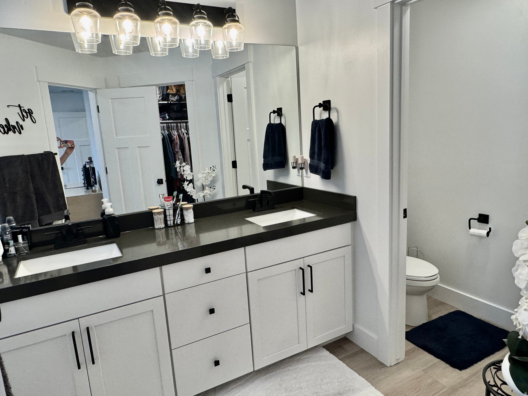 LAKESHORE LANDING - Residential