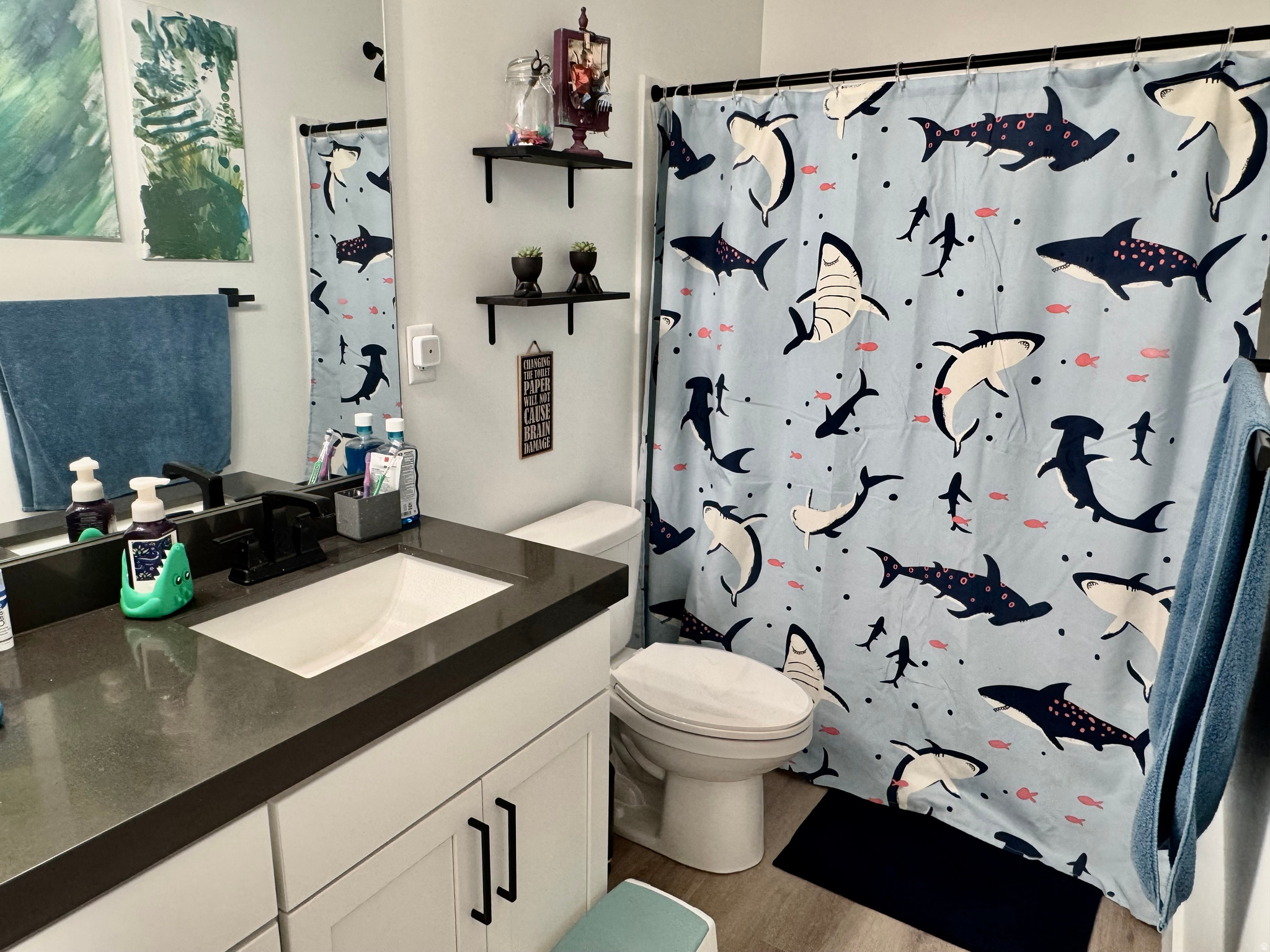 LAKESHORE LANDING - Residential