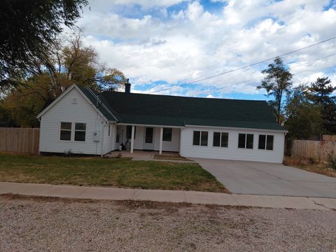 Photo of 260 W 200 N, Fillmore, UT 84631 (MLS # 2128010)