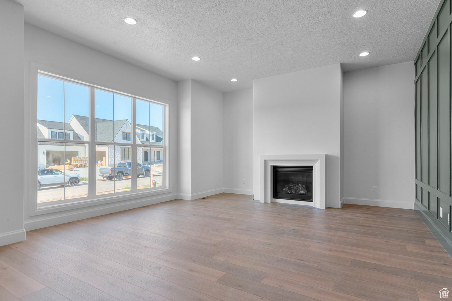 CRESTED PEAKS 12 - Residential