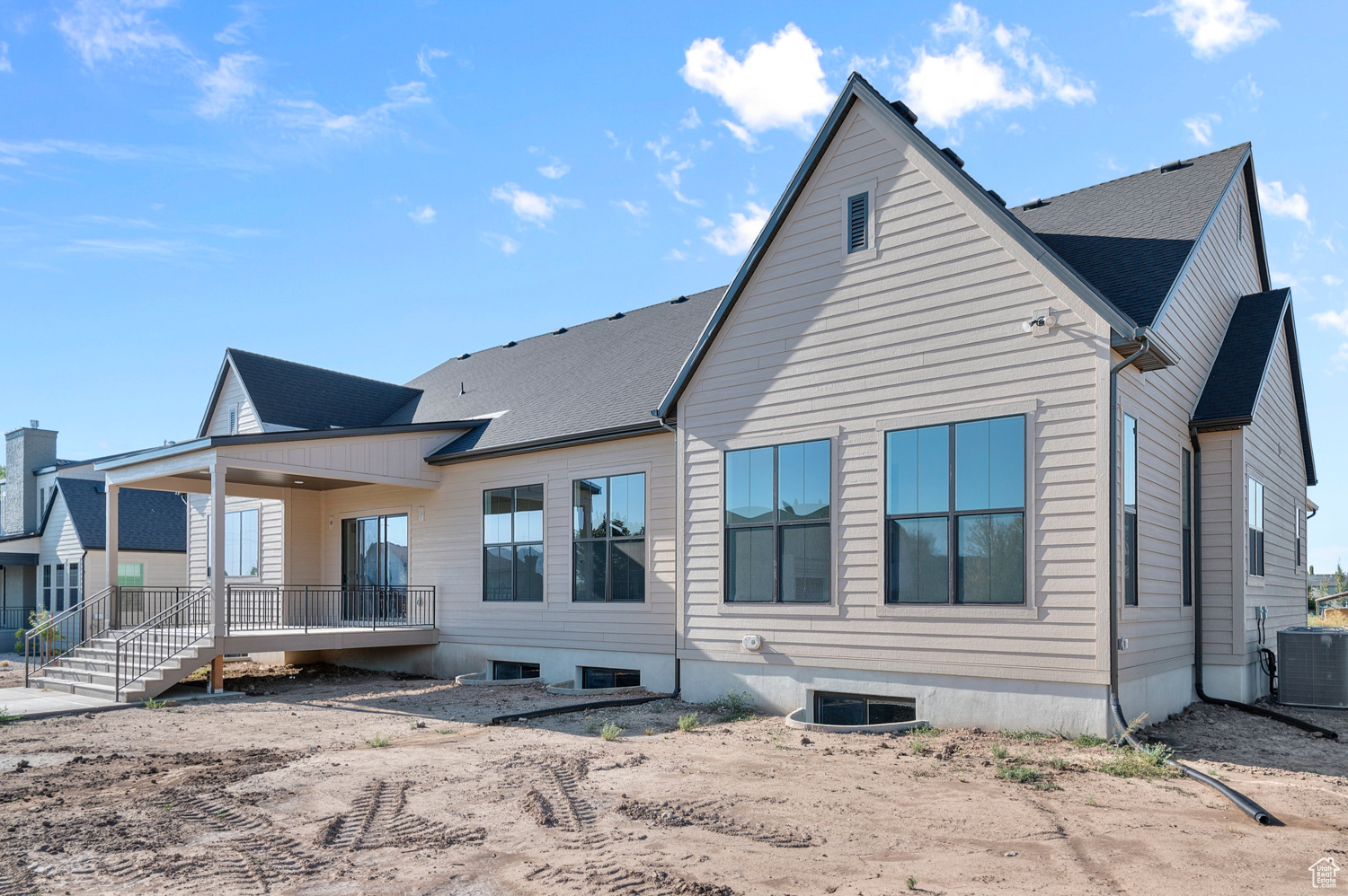 CRESTED PEAKS 12 - Residential