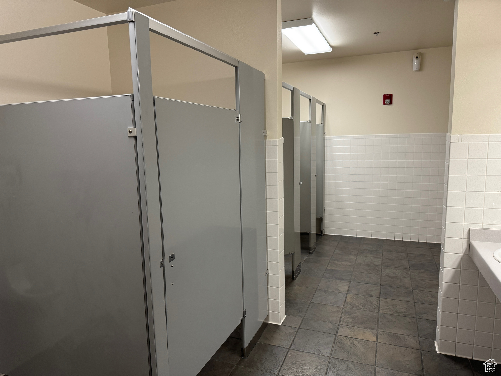 SPRING CREEK VILLAGE SUBD - Commercial Sale