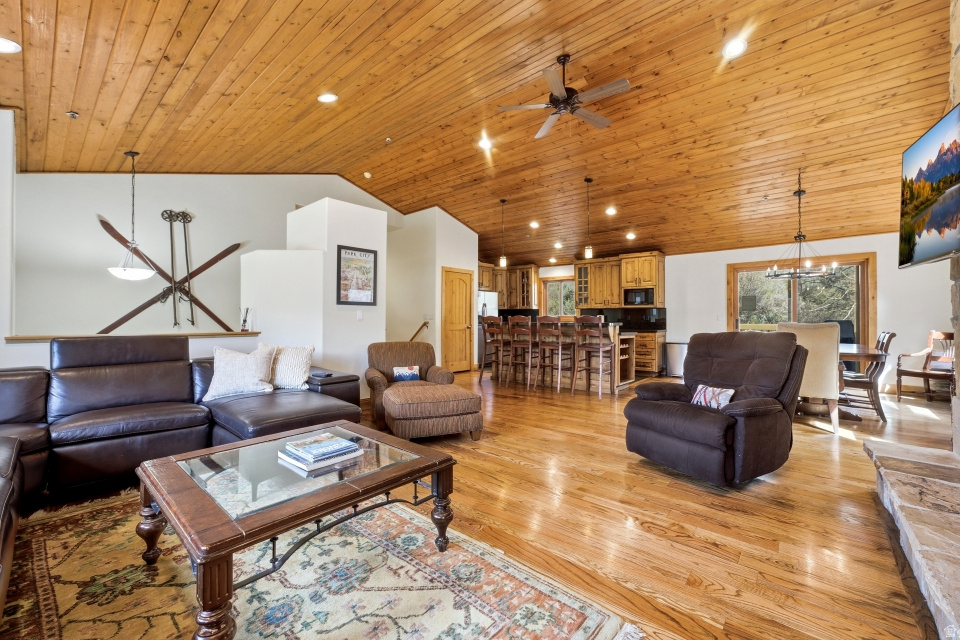 CANYON CROSSING CONDO - Residential