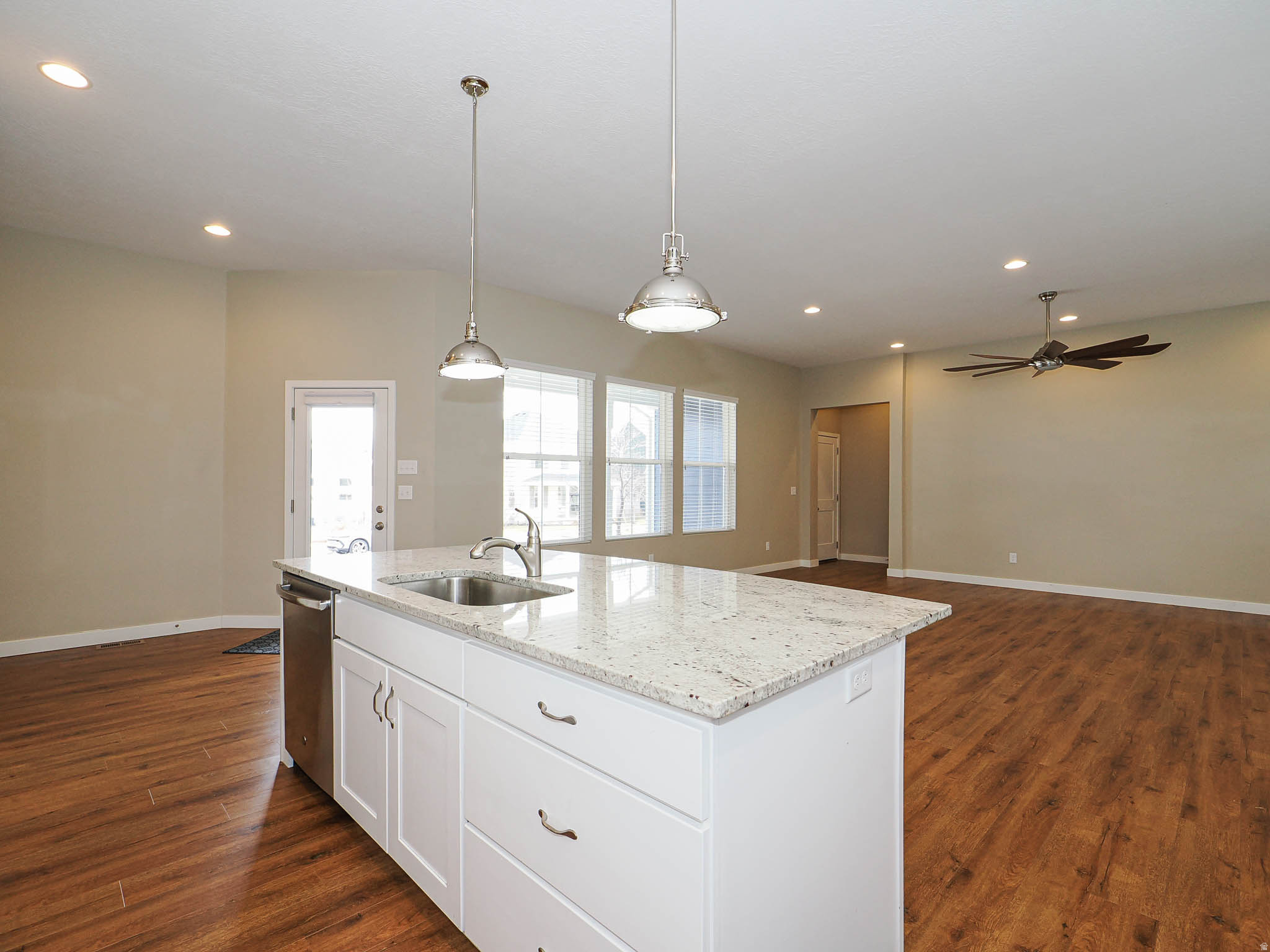 DAYBREAK - Residential