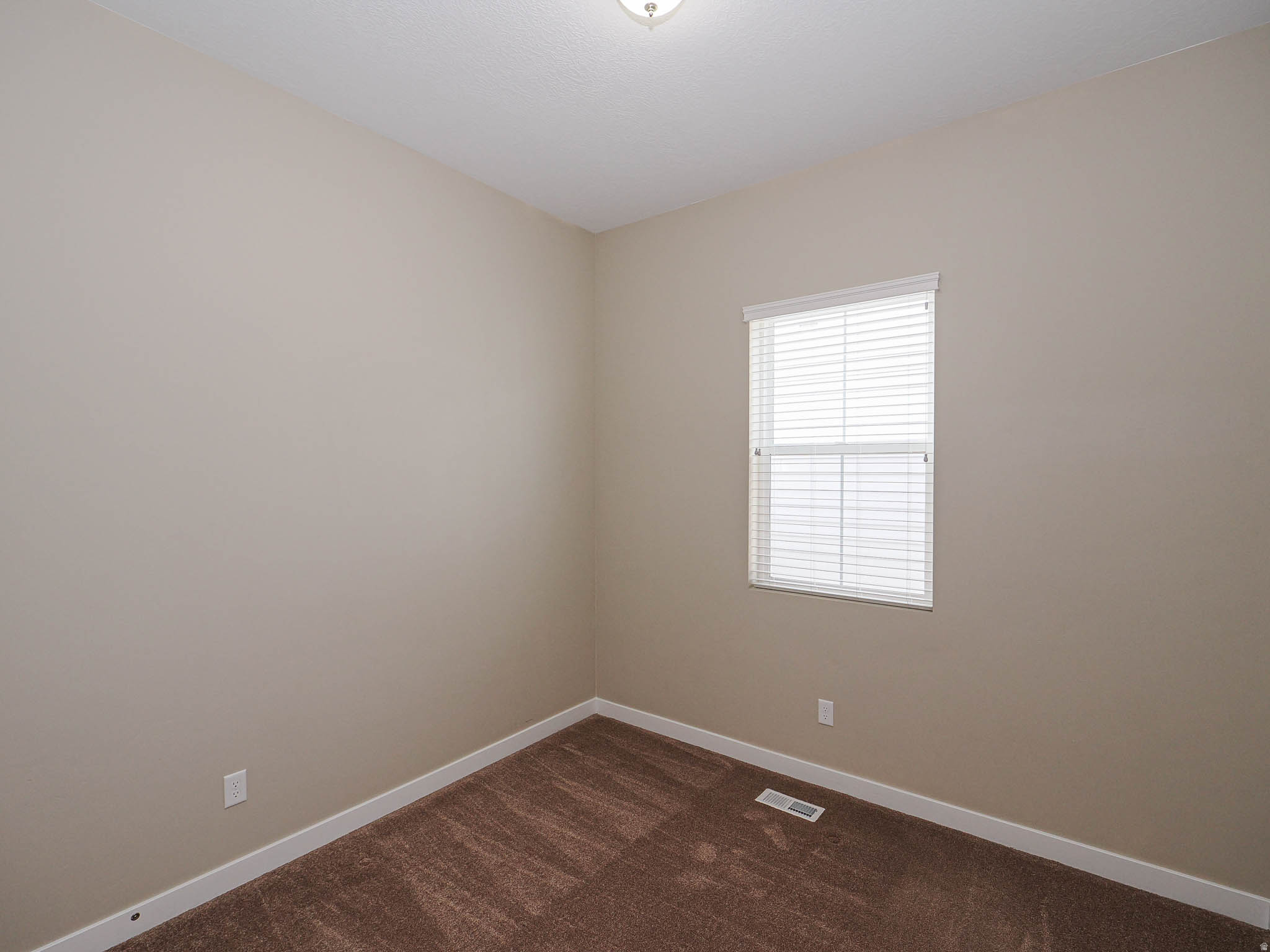 DAYBREAK - Residential