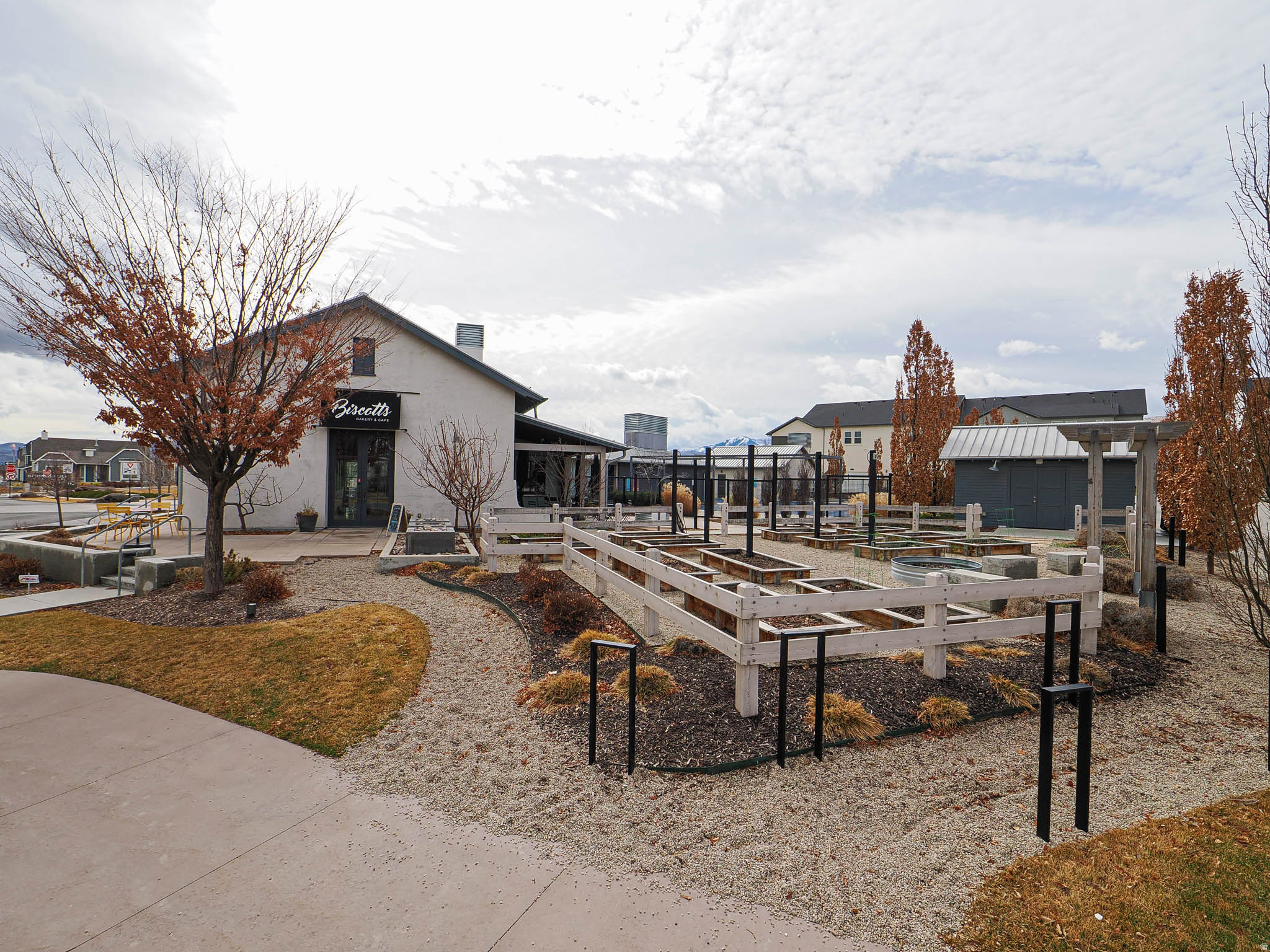 DAYBREAK - Residential