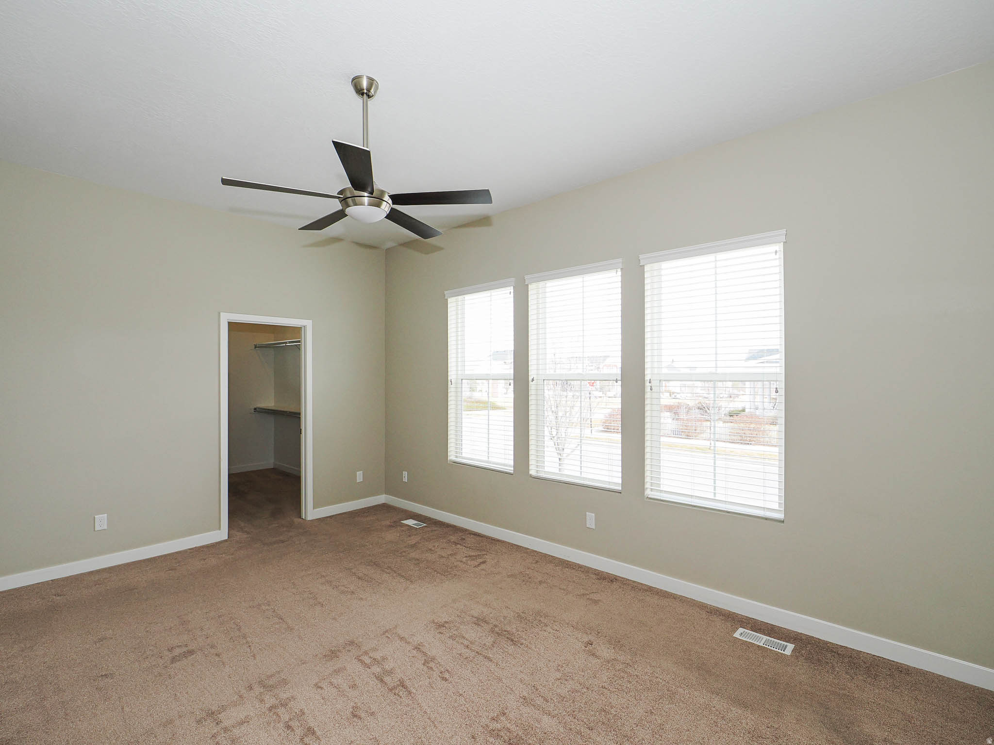 DAYBREAK - Residential