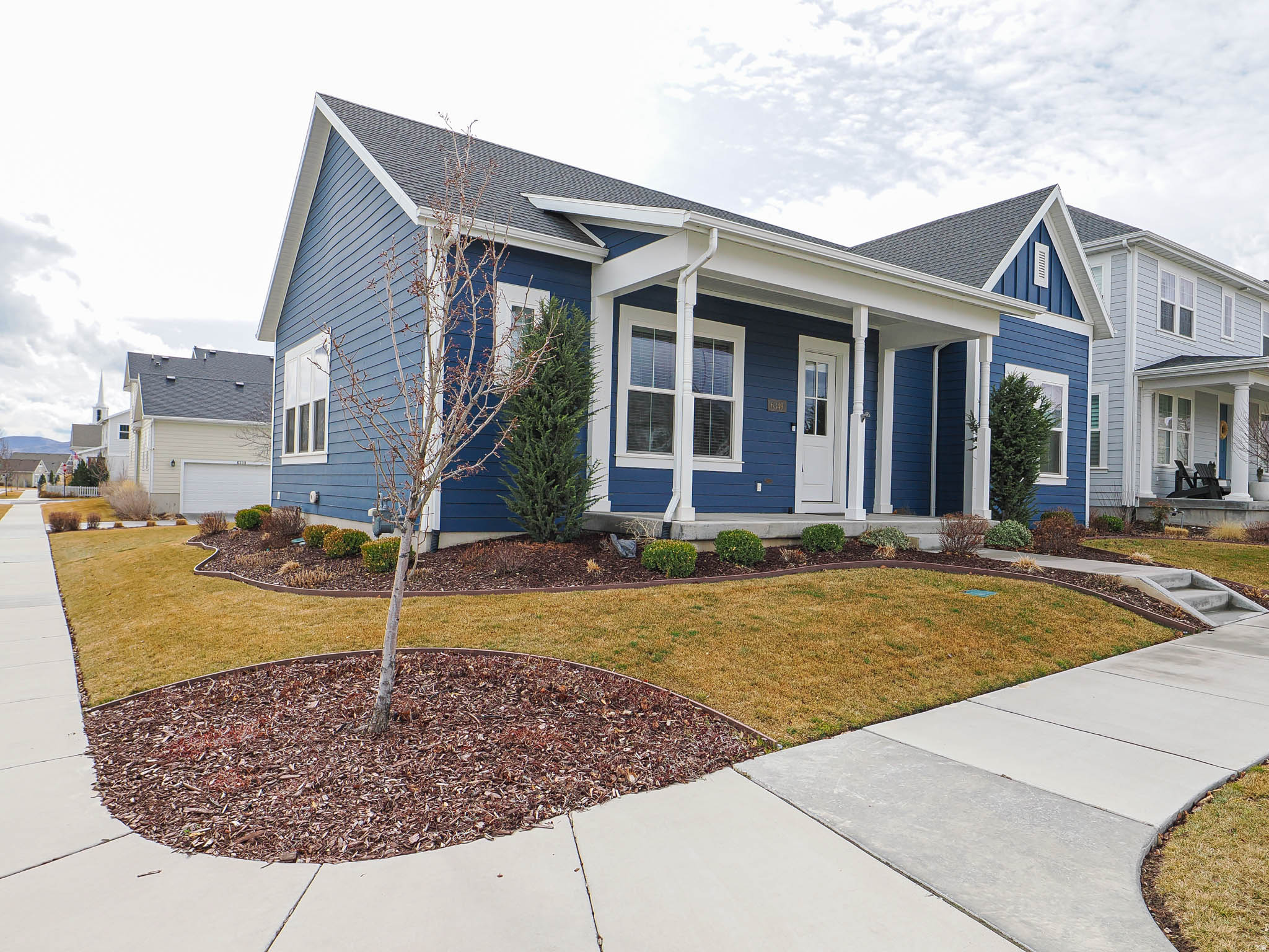 DAYBREAK - Residential