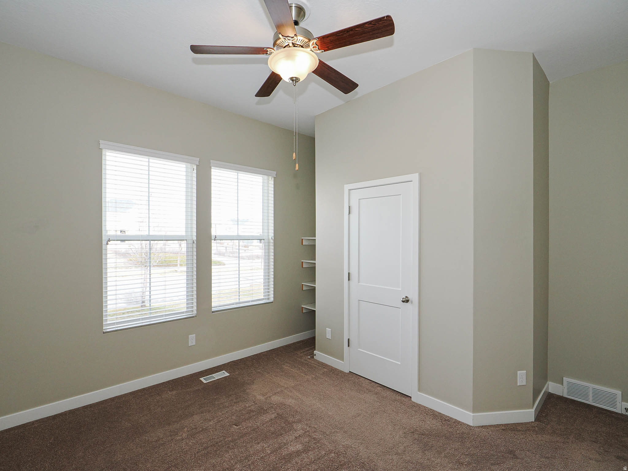 DAYBREAK - Residential