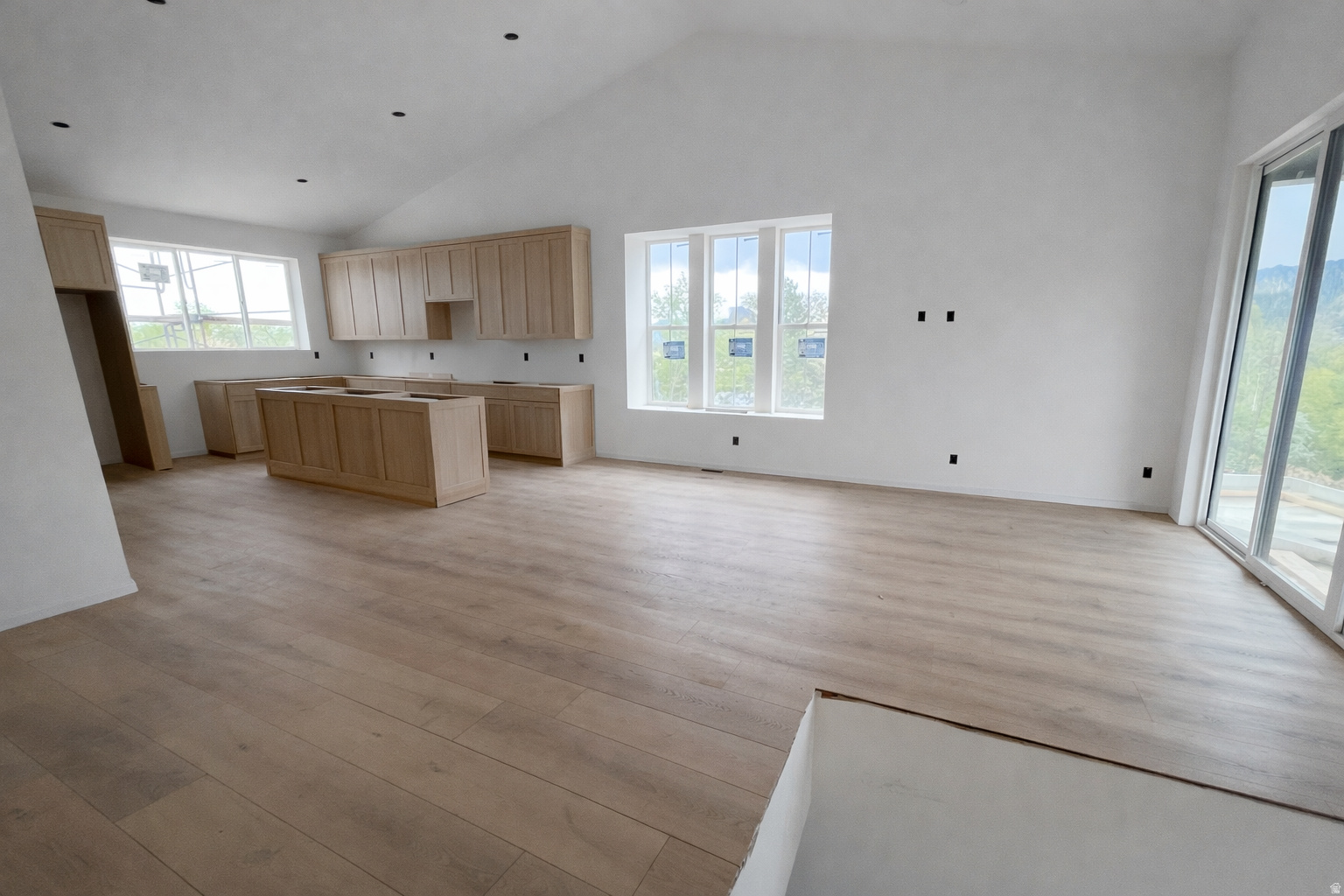 COTTONWOOD CREEK TOWNHOMES - Residential