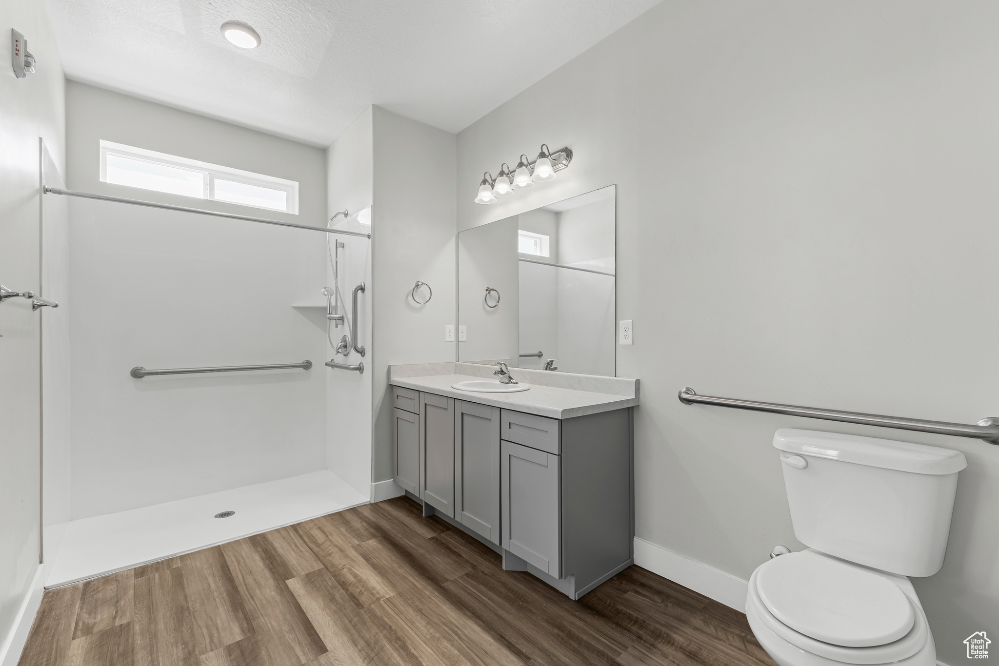 TIMP POINT CONDO - Residential