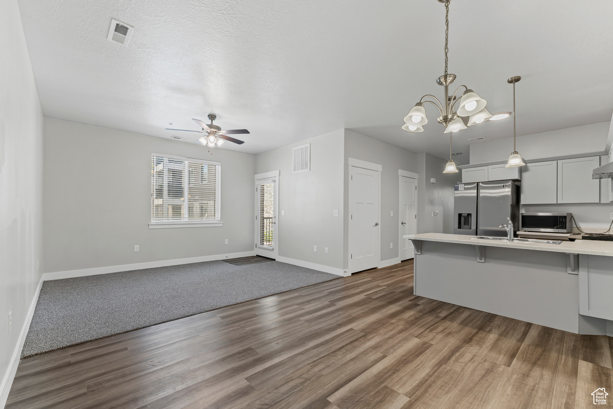 TIMP POINT CONDO - Residential