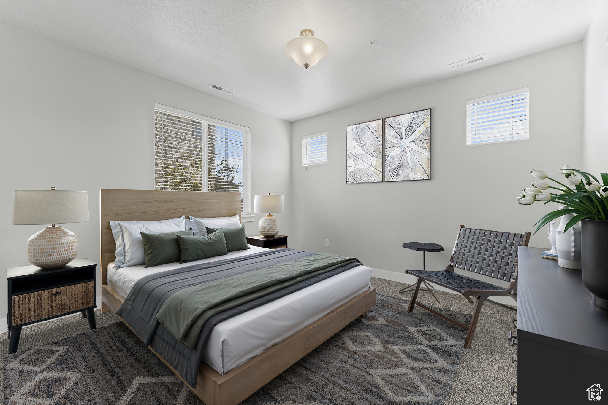 TIMP POINT CONDO - Residential