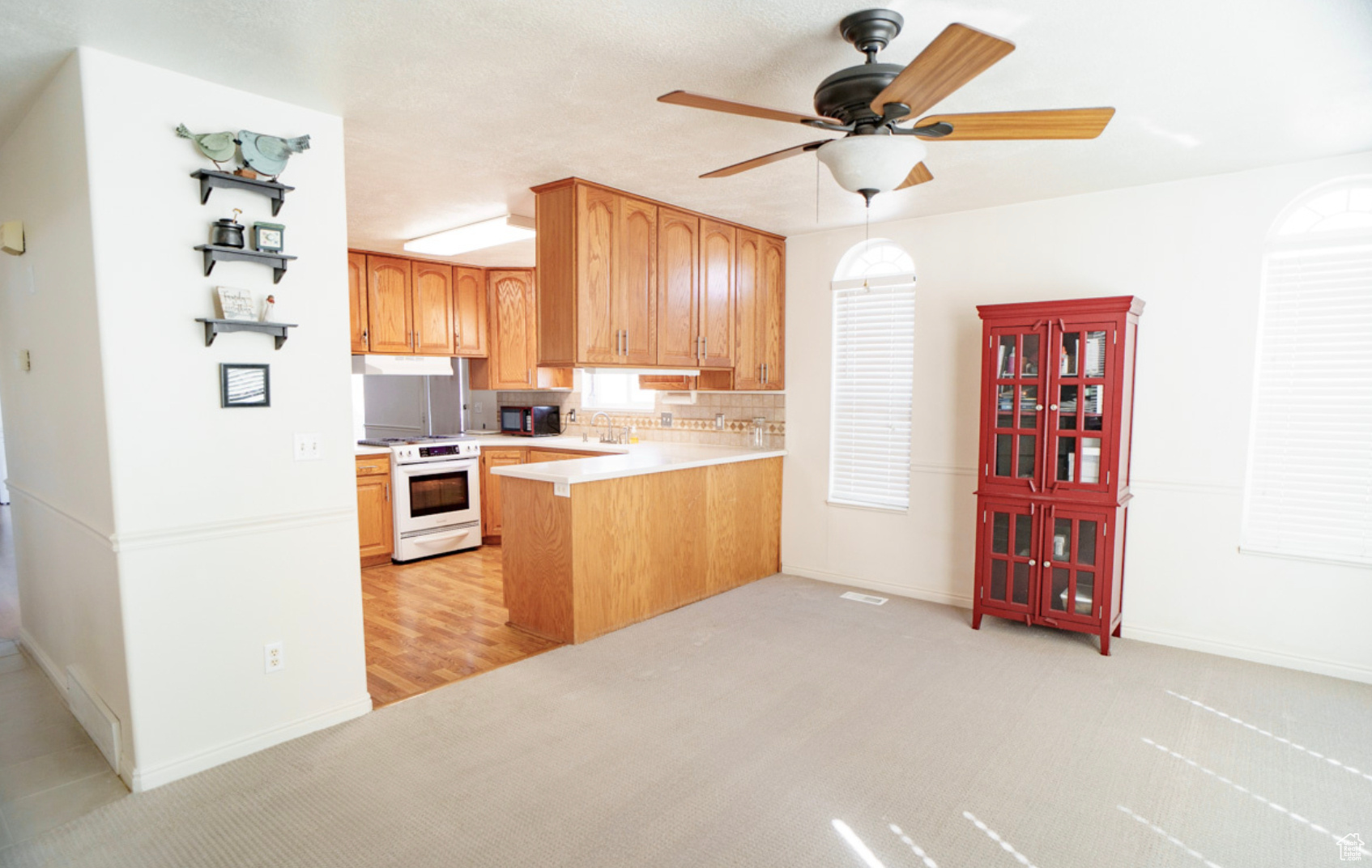 398 S 900, Smithfield, Utah image 9
