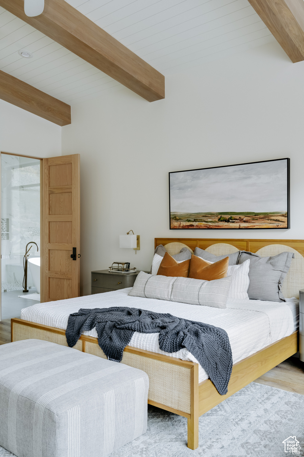 MOCCASIN FLATS - Residential