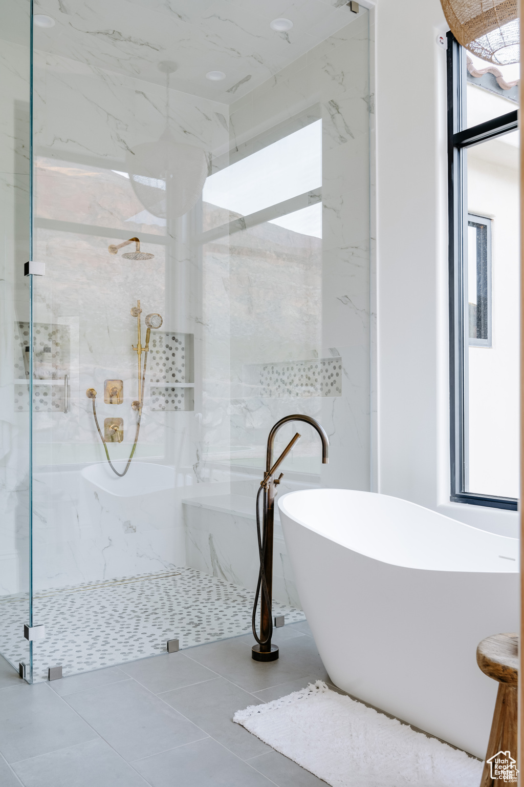 MOCCASIN FLATS - Residential