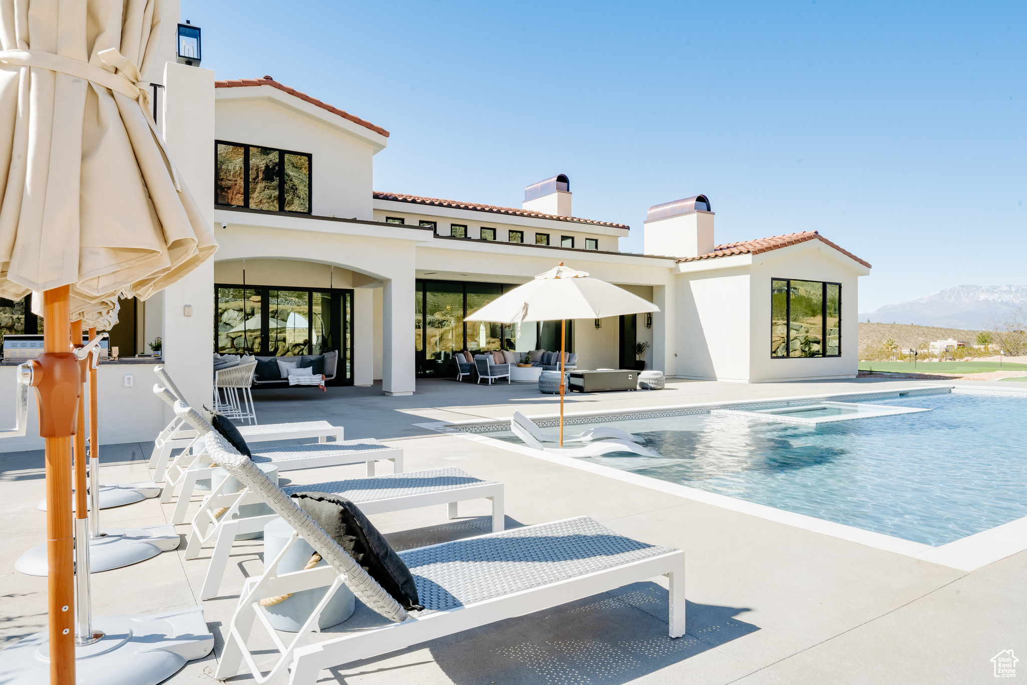 MOCCASIN FLATS - Residential