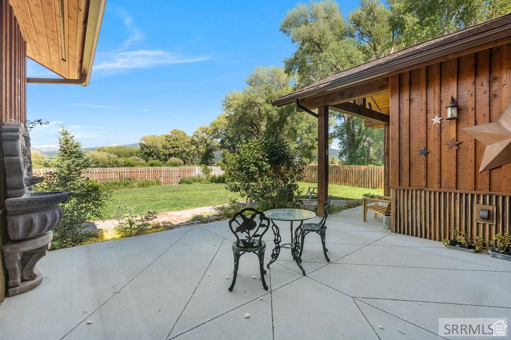 RASPBERRY PATCH ESTATES - Residential