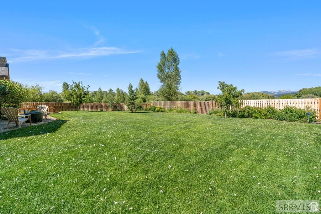 RASPBERRY PATCH ESTATES - Residential