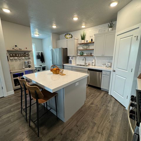 Tiny photo for 1192 S 200 E, Spanish Fork, UT 84660 (MLS # 2157277)