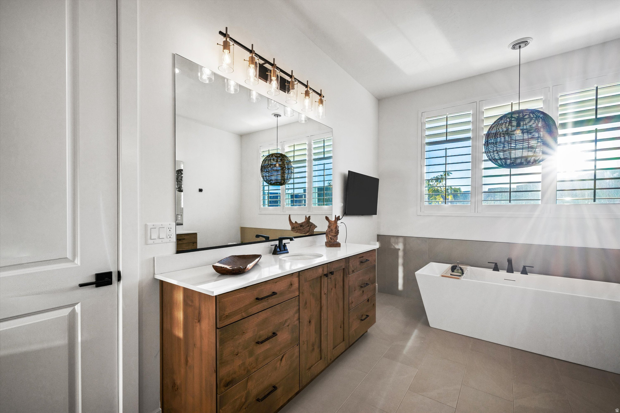 THE LEDGES FISH ROCK PH 2 - Residential