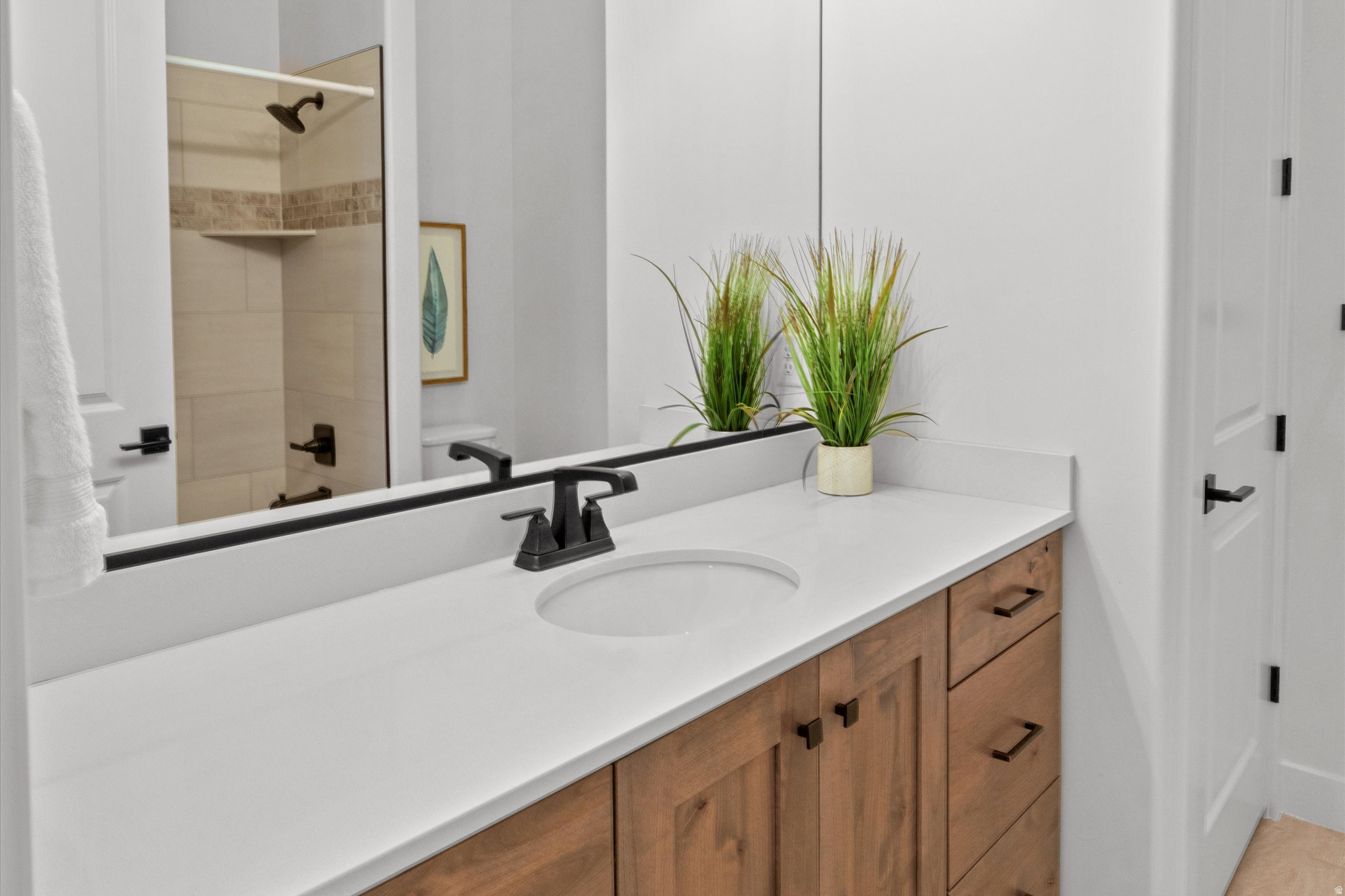 THE LEDGES FISH ROCK PH 2 - Residential