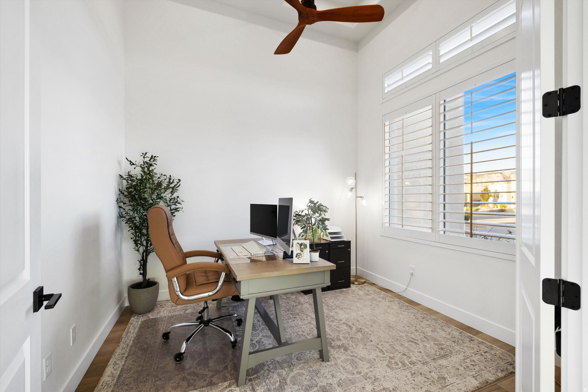 THE LEDGES FISH ROCK PH 2 - Residential